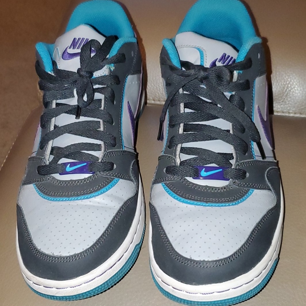 Like New Nike Shoes